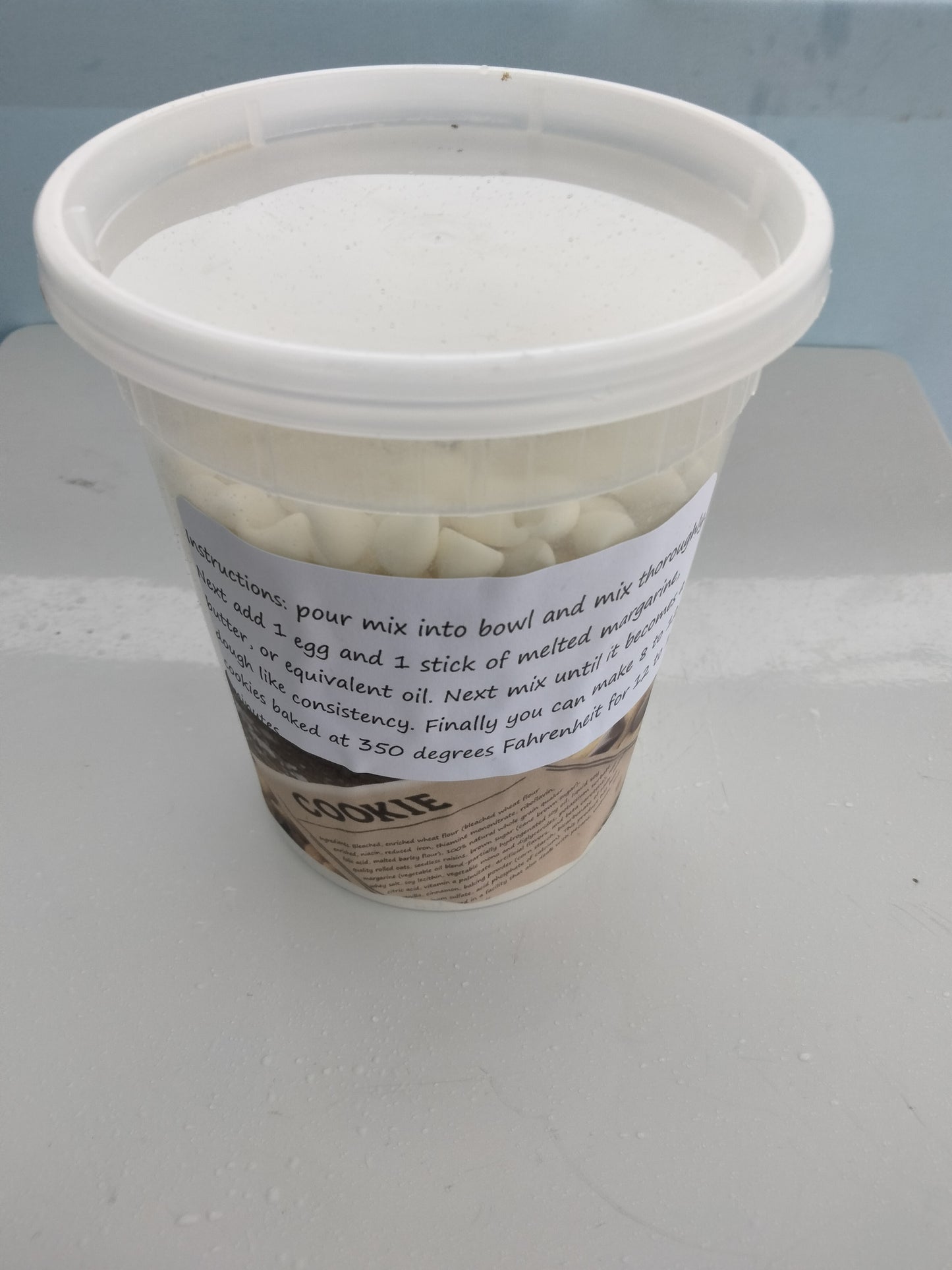 white chocolate macadamia